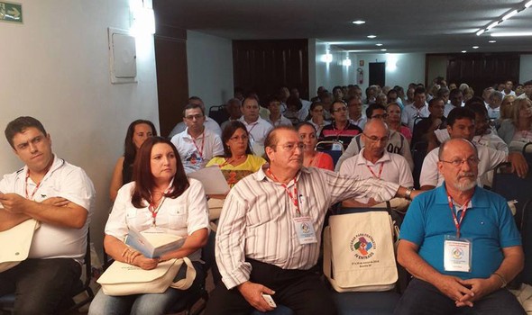 Diretores da Fetessesc participam de encontro nacional da CNTS