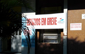 capa greve sombrio